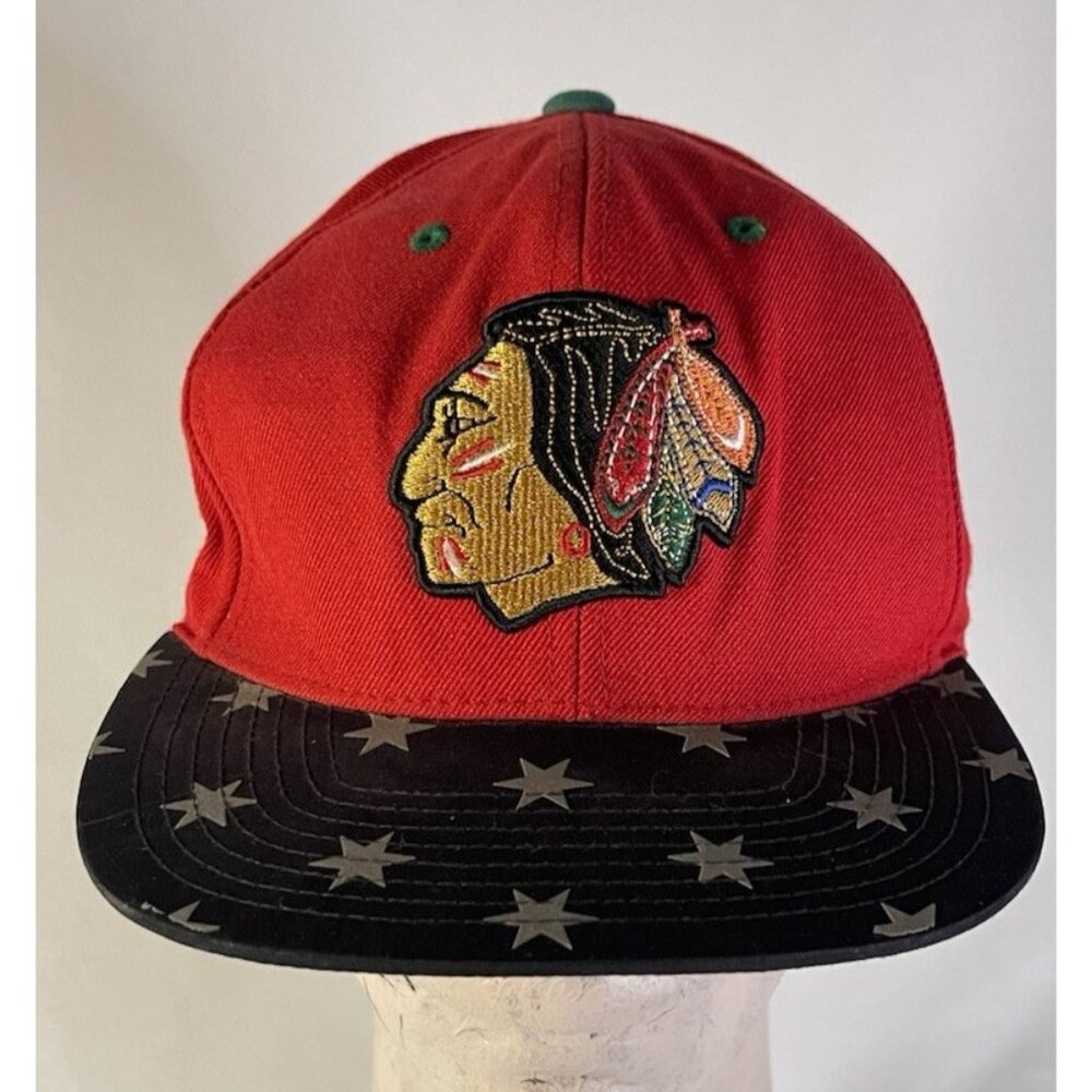 Chicago Blackhawks Hockey Mitchell & Ness Snapback Hat Red NHL Cap Star Brim IL
